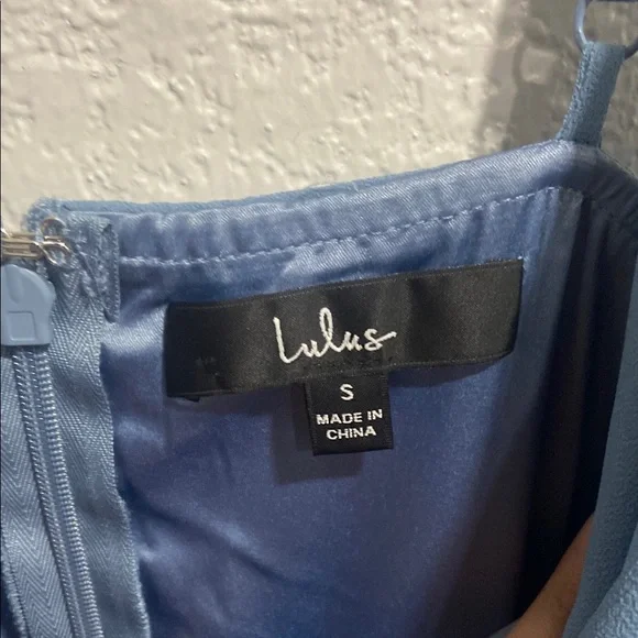 Lulu's Blue Pleated Maxi Dress Spaghetti Strap V-Neck - Picture 2 of 5